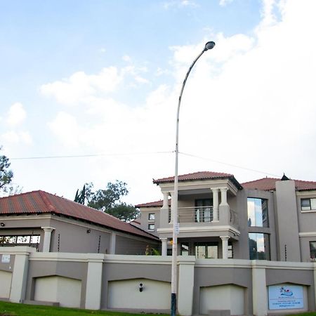 Angelocean Guest House Witbank Exterior foto