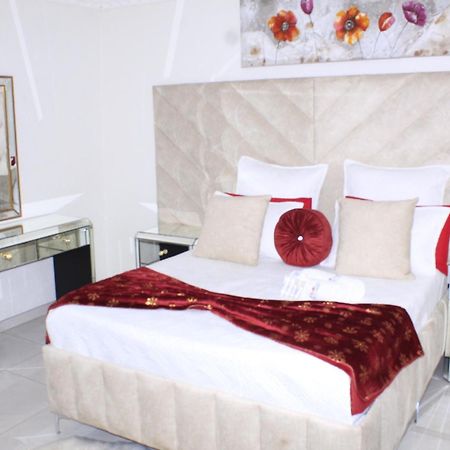 Angelocean Guest House Witbank Exterior foto