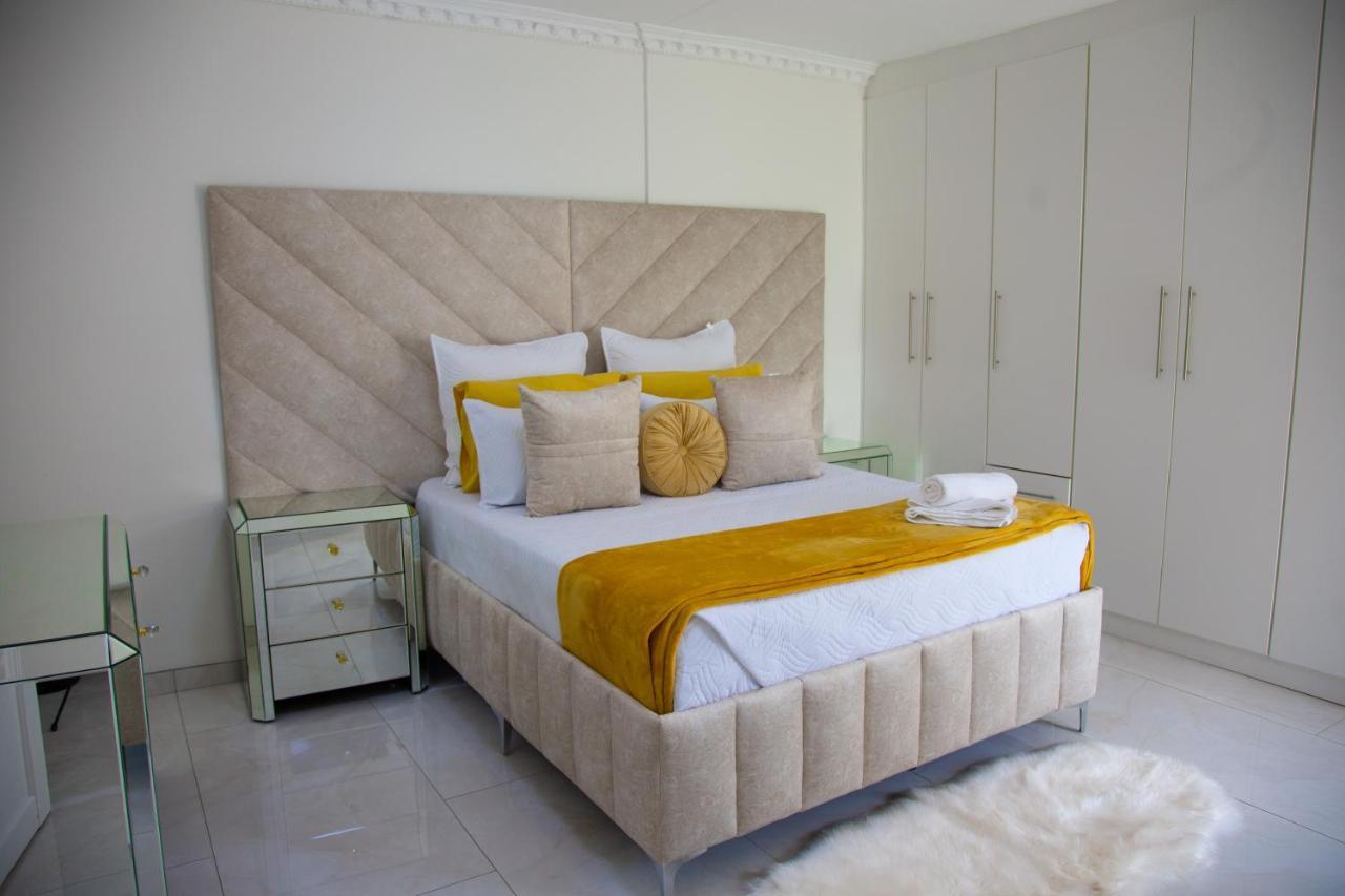 Angelocean Guest House Witbank Exterior foto