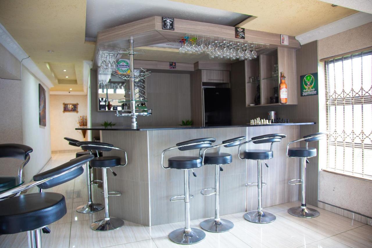 Angelocean Guest House Witbank Exterior foto
