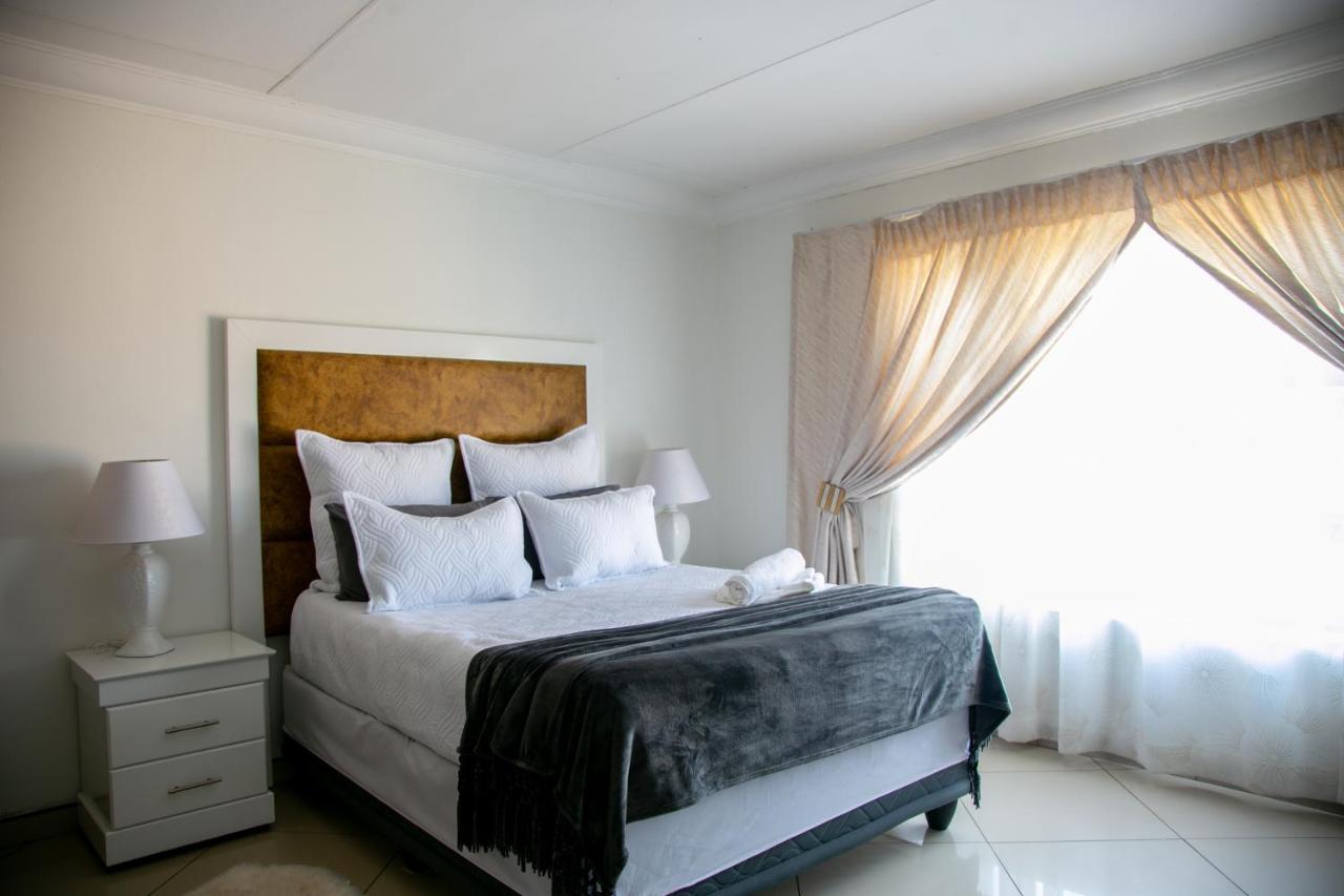 Angelocean Guest House Witbank Exterior foto